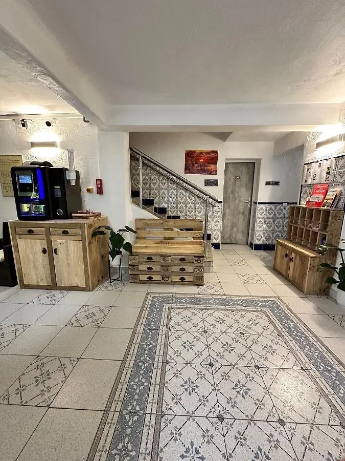 Hotel Les Palmiers En Camargue Saintes-Maries-de-la-Mer 2*,