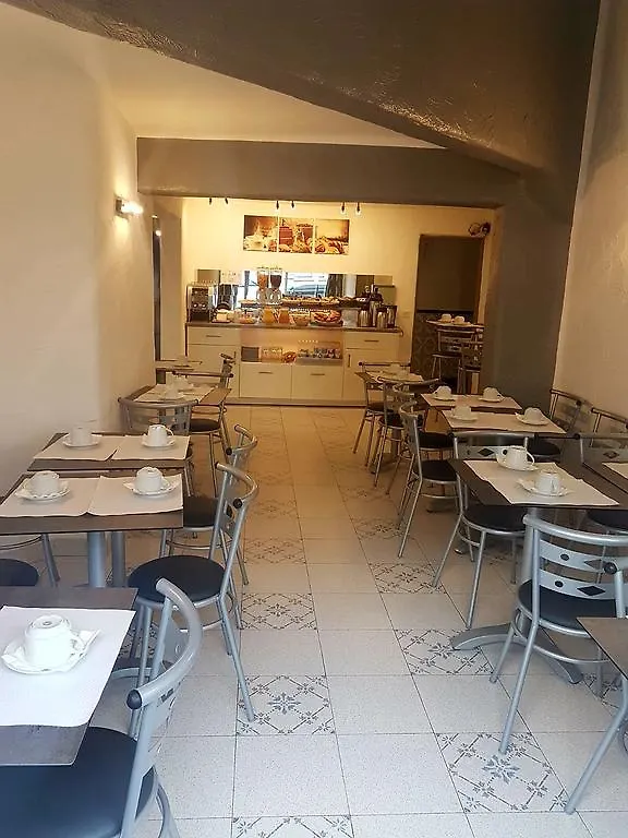 Hotel Les Palmiers En Camargue Saintes-Maries-de-la-Mer 2*,  Frankrike
